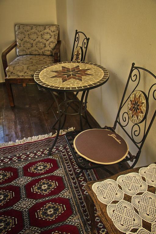 Hill House Marija Apartment Komiza Luaran gambar